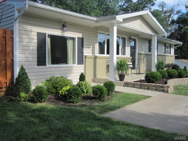 29 David Dr, Saint Charles, MO 63304 photo 2