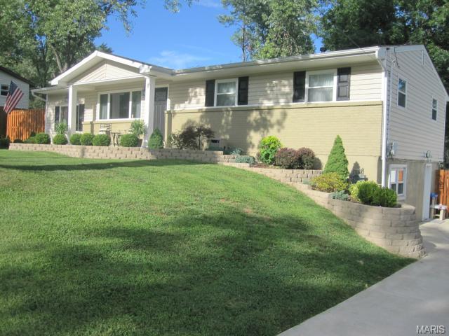 29 David Dr, Saint Charles, MO 63304 photo 1