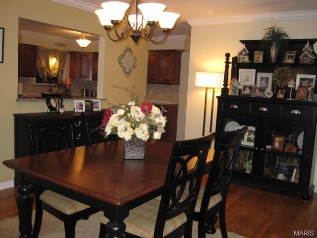 29 David Dr, Saint Charles, MO 63304 photo 4