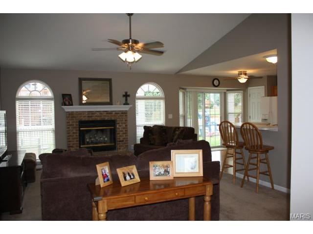 509 Topaz Dr, O'fallon, MO 63366 photo 8