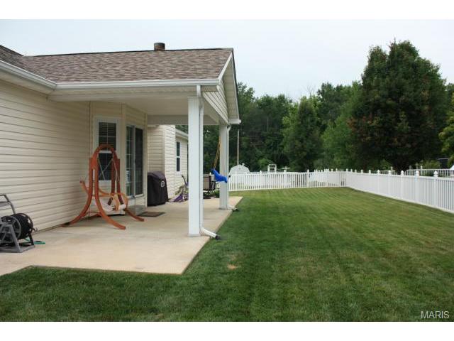 509 Topaz Dr, O'fallon, MO 63366 photo 6