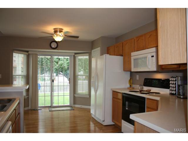 509 Topaz Dr, O'fallon, MO 63366 photo 13
