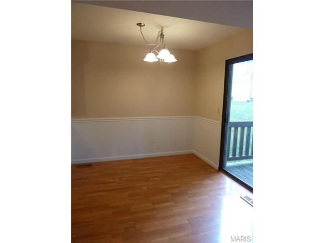 32 Jakes Ct, O'fallon, MO 63366 photo 8