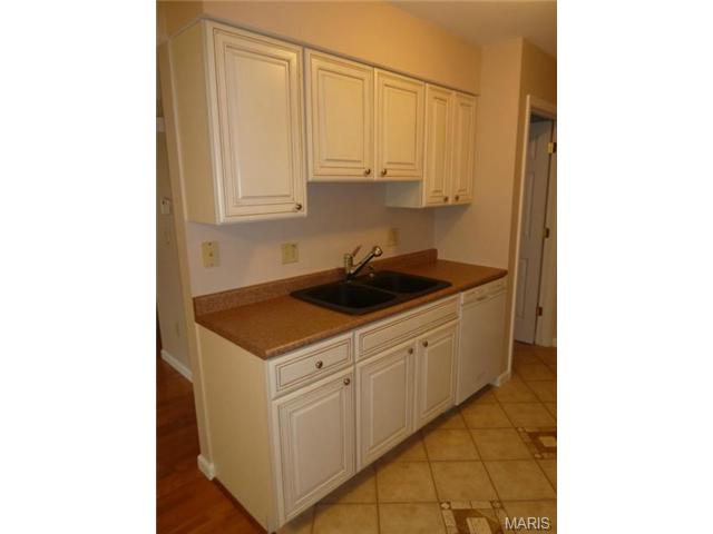 32 Jakes Ct, O'fallon, MO 63366 photo 4