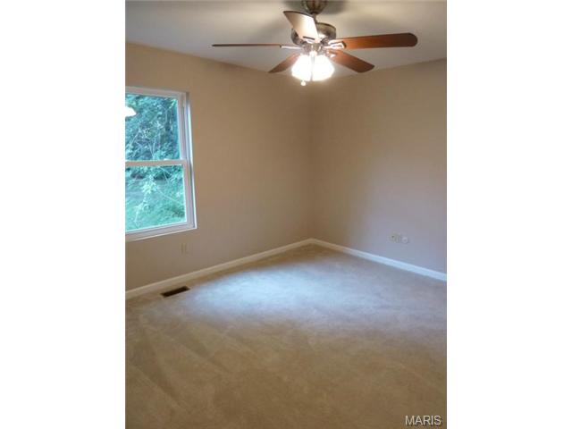 32 Jakes Ct, O'fallon, MO 63366 photo 11