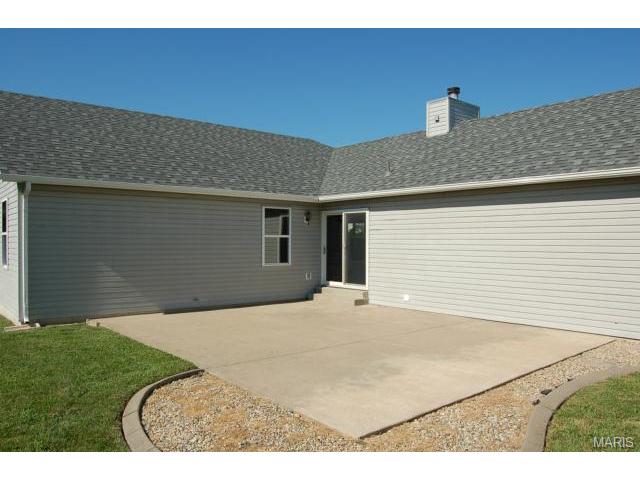 1328 Bryan Valley Dr, O'fallon, MO 63366 photo 7