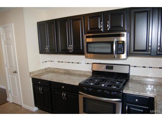 1328 Bryan Valley Dr, O'fallon, MO 63366 photo 15