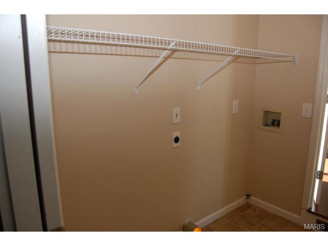 1328 Bryan Valley Dr, O'fallon, MO 63366 photo 12
