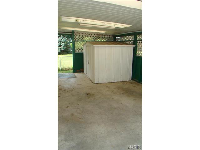 943 Spring Ave, Saint Charles, MO 63301 photo 24