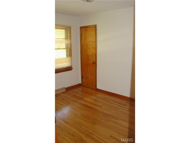 943 Spring Ave, Saint Charles, MO 63301 photo 11