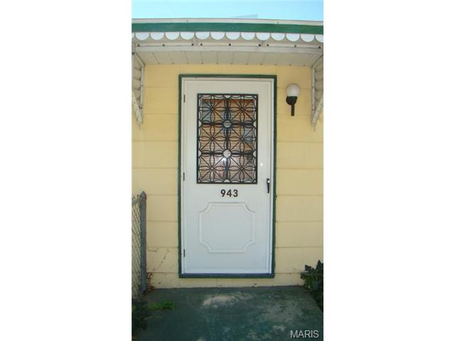 943 Spring Ave, Saint Charles, MO 63301 photo 19
