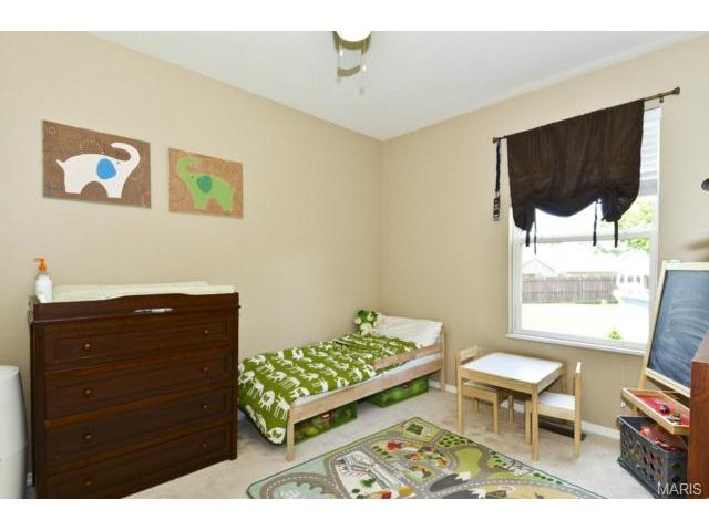 1413 Apple Valley Dr, O'fallon, MO 63366 photo 16