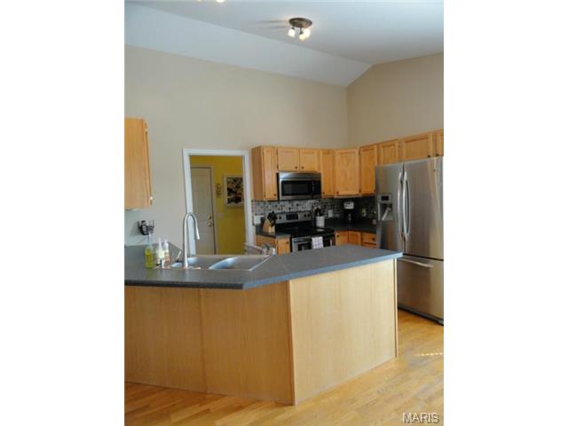 2 Marino Ct, O'fallon, MO 63368 photo 4