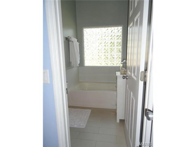 2 Marino Ct, O'fallon, MO 63368 photo 13