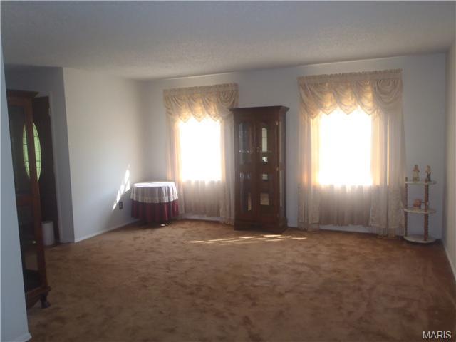 1052 Highway P, O'fallon, MO 63366 photo 10