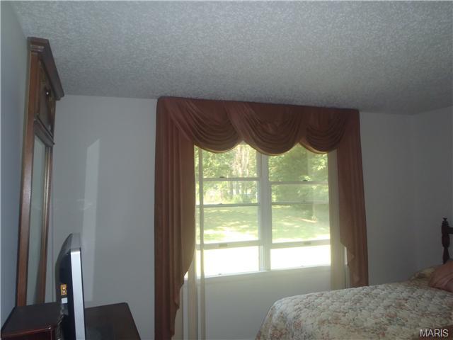 1052 Highway P, O'fallon, MO 63366 photo 18