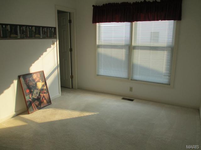 1656 Thurston Ct, O'fallon, MO 63366 photo 9