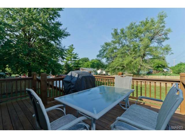 907 Clover Ln, O'fallon, MO 63366 photo 35