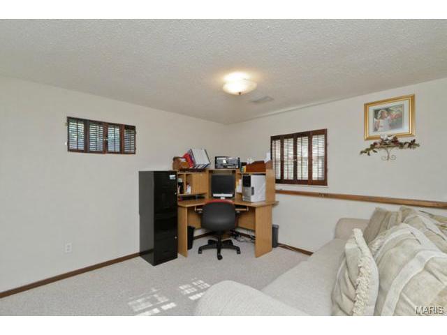 907 Clover Ln, O'fallon, MO 63366 photo 22