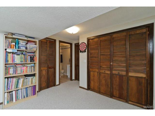907 Clover Ln, O'fallon, MO 63366 photo 26