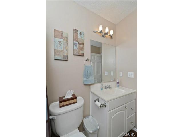 907 Clover Ln, O'fallon, MO 63366 photo 21