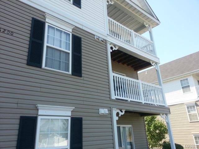 6200 Spring Creek Ln, O'fallon, MO 63368 photo 5