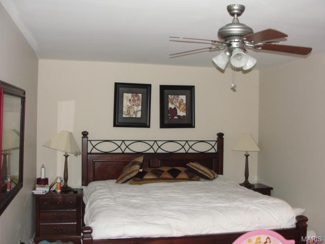 204 Camelot Dr, Weldon Spring, MO 63304 photo 14