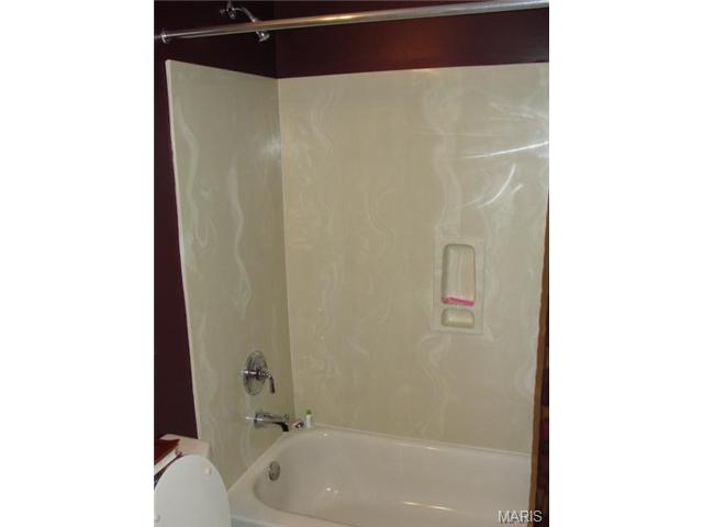 204 Camelot Dr, Weldon Spring, MO 63304 photo 19