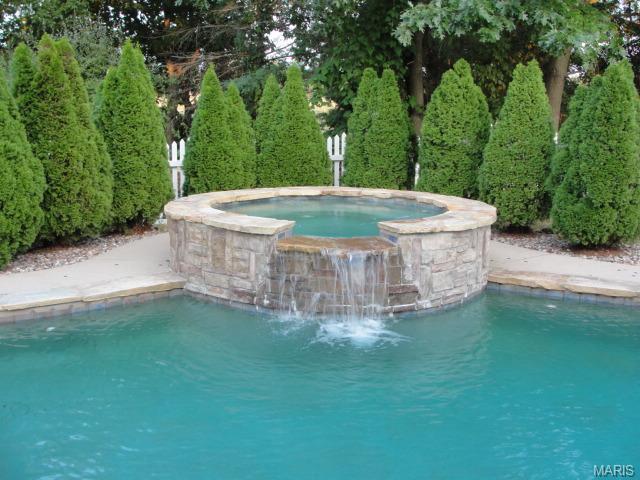 204 Camelot Dr, Weldon Spring, MO 63304 photo 22