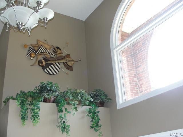 204 Camelot Dr, Weldon Spring, MO 63304 photo 5