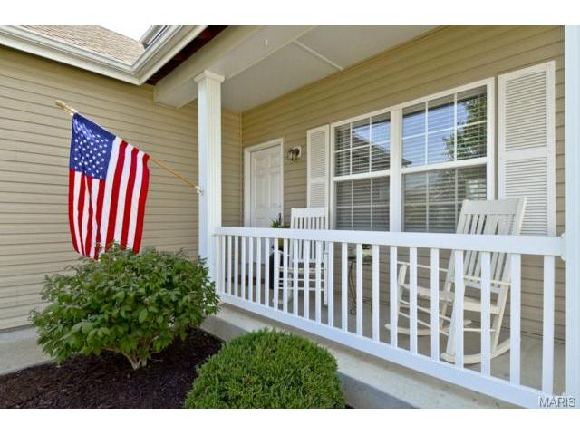 1969 Briarfield Dr, O'fallon, MO 63367 photo 3