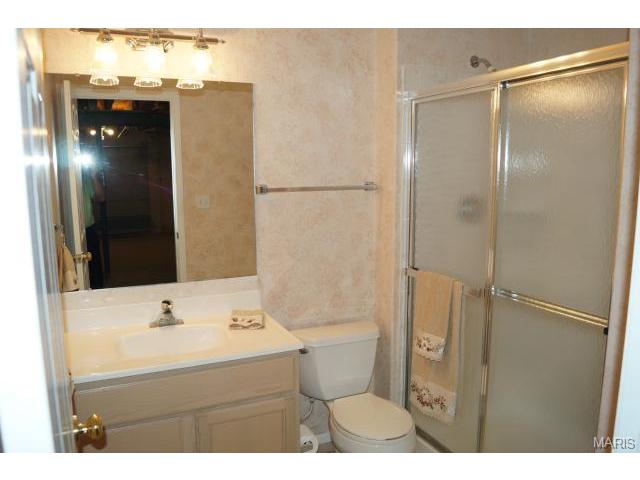 5525 Hennsley Cir, Weldon Spring, MO 63304 photo 18