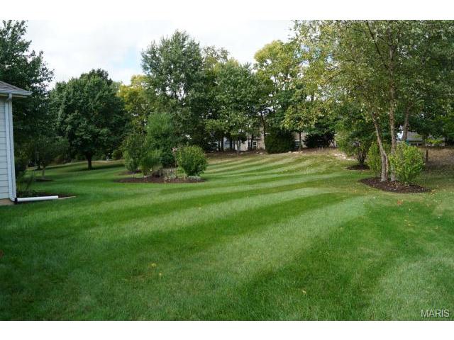 5525 Hennsley Cir, Weldon Spring, MO 63304 photo 21