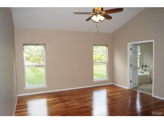 5525 Hennsley Cir, Weldon Spring, MO 63304 photo 10