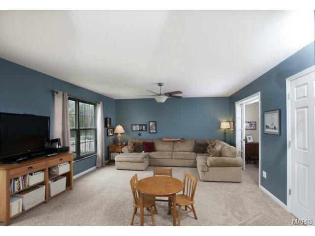 1828 Sapling Dr, O'fallon, MO 63366 photo 17