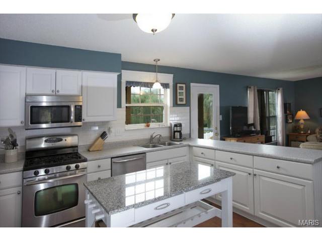 1828 Sapling Dr, O'fallon, MO 63366 photo 20