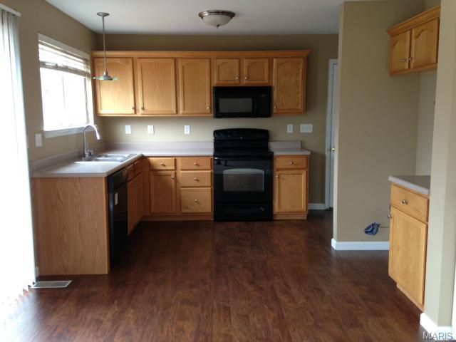4 Deer Pointe Ct, O'fallon, MO 63366 photo 7