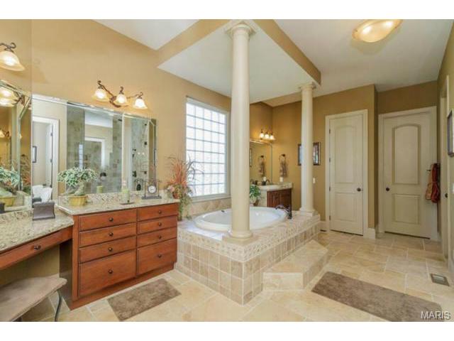 4717 Crosshaven Dr, Weldon Spring, MO 63304 photo 22