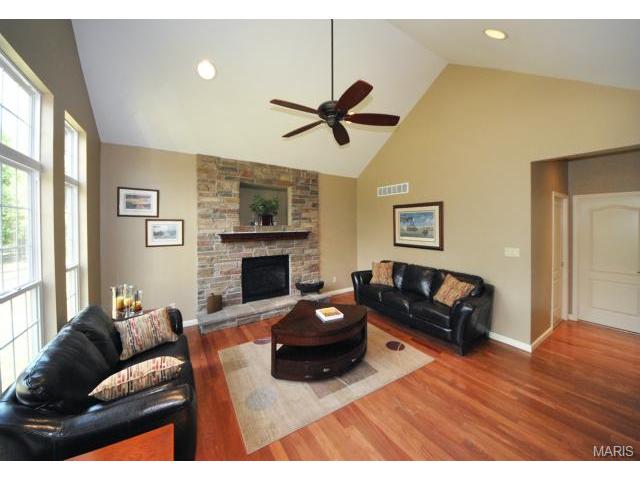 1668 Duvall Ct, O'fallon, MO 63368 photo 11