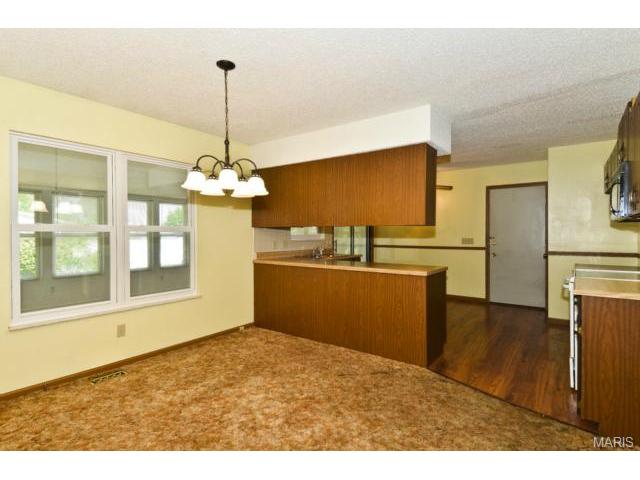 4 Oak Cir, O'fallon, MO 63366 photo 6