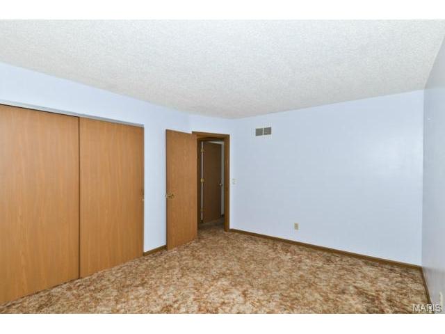 4 Oak Cir, O'fallon, MO 63366 photo 17