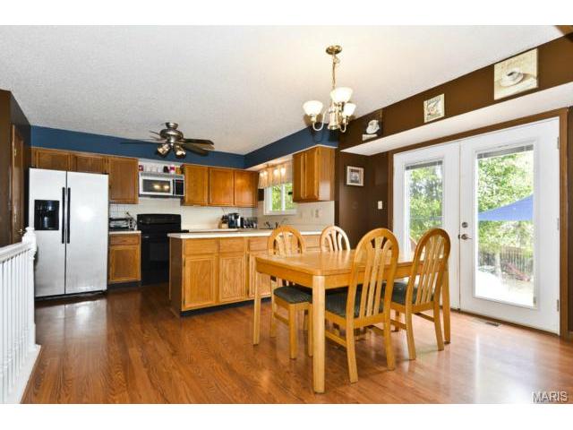 2215 Beckewith Trl, O'fallon, MO 63368 photo 6