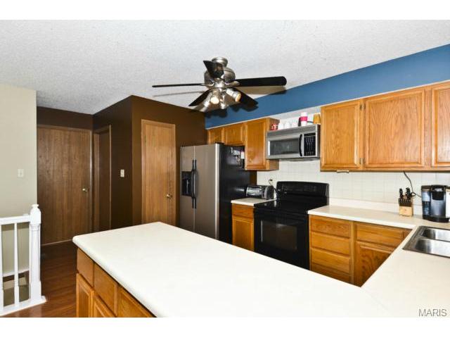 2215 Beckewith Trl, O'fallon, MO 63368 photo 8