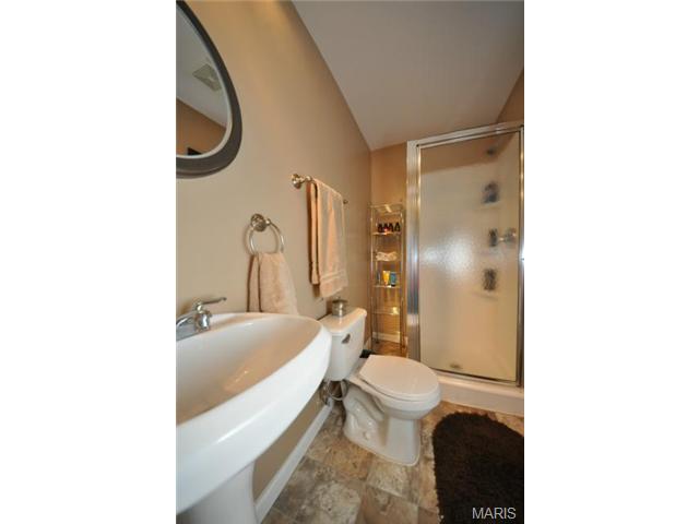 315 Tyndale Dr, O'fallon, MO 63366 photo 18