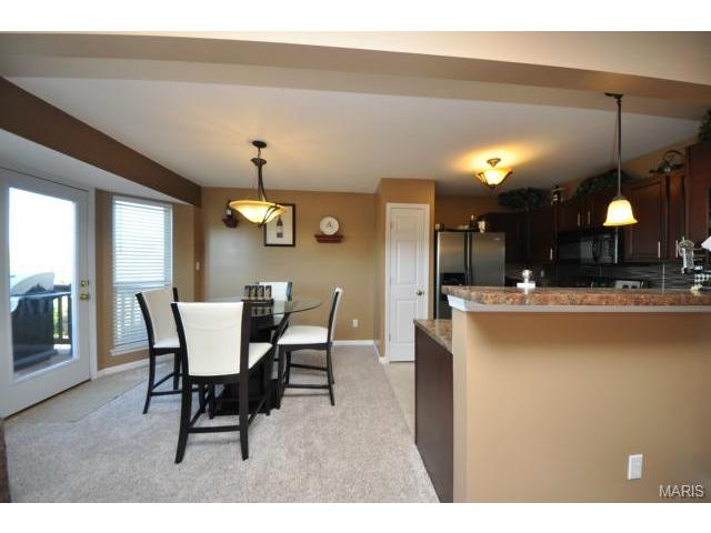315 Tyndale Dr, O'fallon, MO 63366 photo 3