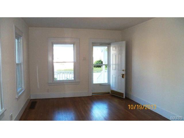2017 Moore Ave, Saint Charles, MO 63301 photo 5