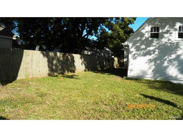 2017 Moore Ave, Saint Charles, MO 63301 photo 22