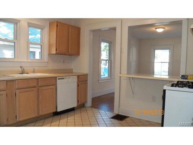 2017 Moore Ave, Saint Charles, MO 63301 photo 11