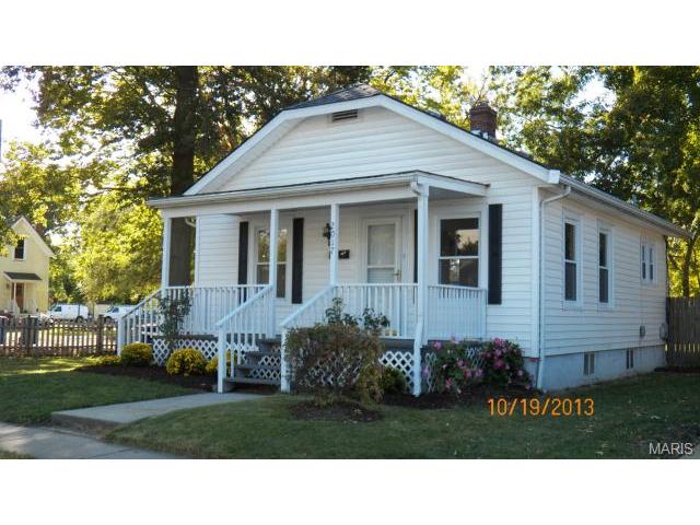 2017 Moore Ave, Saint Charles, MO 63301 photo 1