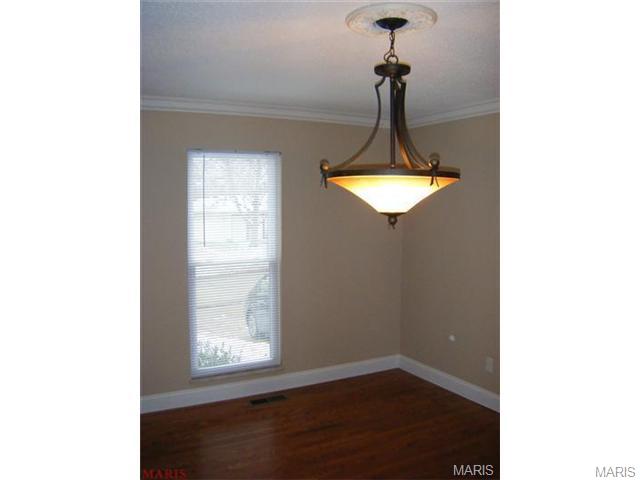 823 Phaeton Dr, Ballwin, MO 63021 photo 8